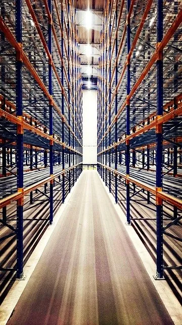 Custom shelving for instrument transport